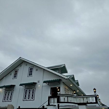 كالاو Genesis Motel المظهر الخارجي الصورة
