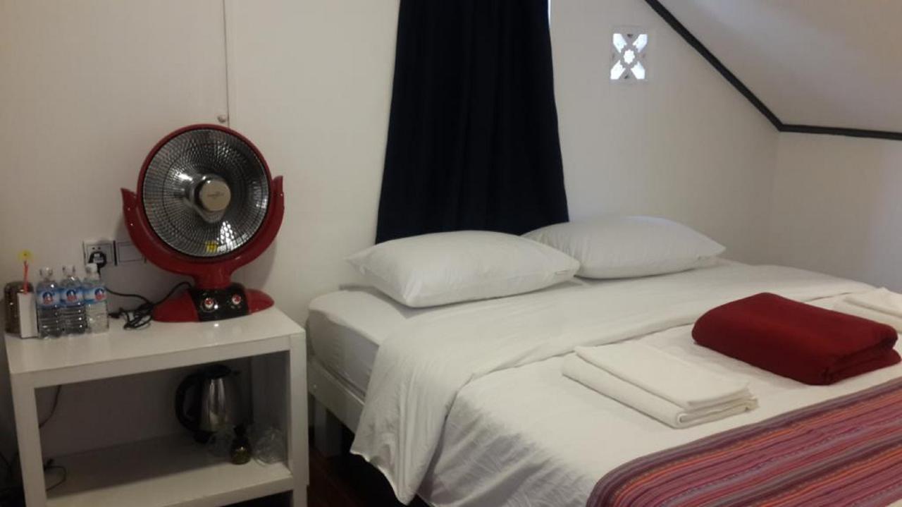كالاو Genesis Motel المظهر الخارجي الصورة